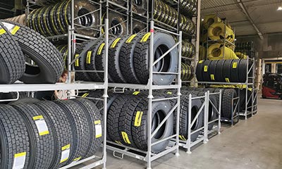 How Should Tires Be Stored for Optimal Safety and Space Efficiency?